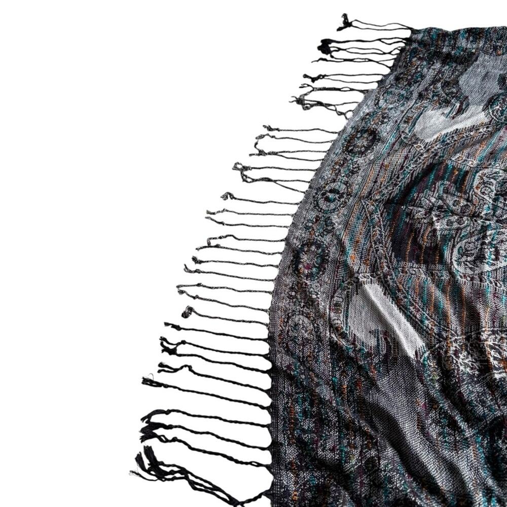 Black and Gray detailed Scarf - Picture 2 of 5